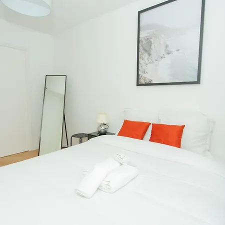 Haussmann - 2br Near Champs-elysees - Cityapartmentstay Appartamento