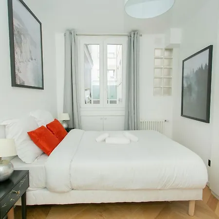 Haussmann - 2br Near Champs-elysees - Cityapartmentstay Appartamento