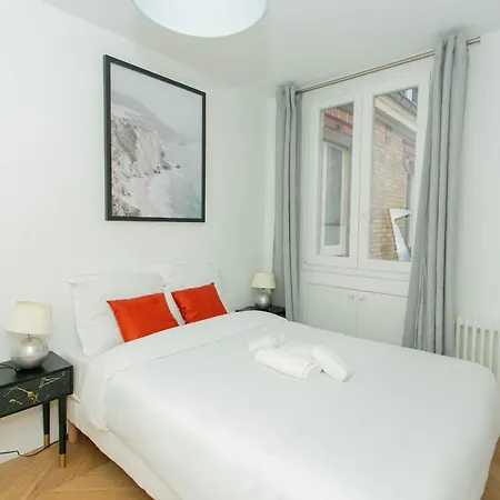 Appartamento Haussmann - 2br Near Champs-elysees - Cityapartmentstay