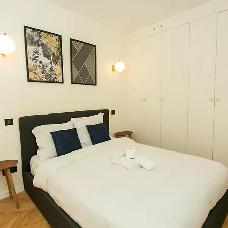Appartamento Haussmann - 2br Near Champs-elysees - Cityapartmentstay Parigi